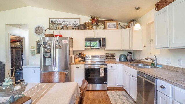 889 County Road 101, Alton, MO 65606 - photo 16