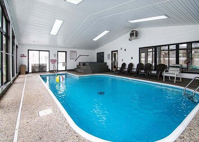 350 S Wildwood Dr Unit B-11, Branson, MO 65616 - view of indoor pool