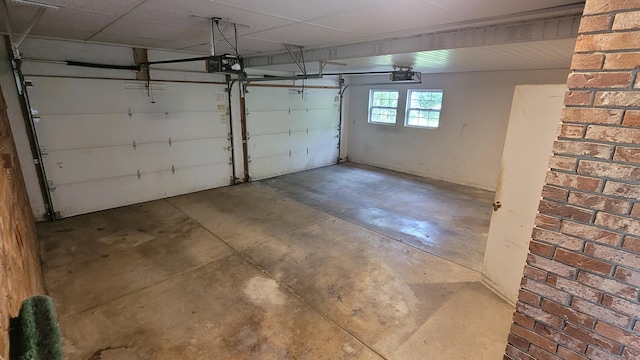 415 N Locust St, Marshfield, MO 65706 - garage with a garage door opener