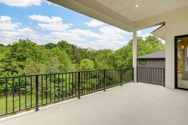 3725 E Woodhue St, Springfield, MO 65802 - balcony featuring a view of trees