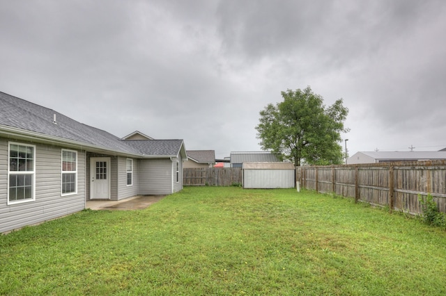 3383 Lusk Dr, Neosho, MO 64850 - view of yard featuring a patio area