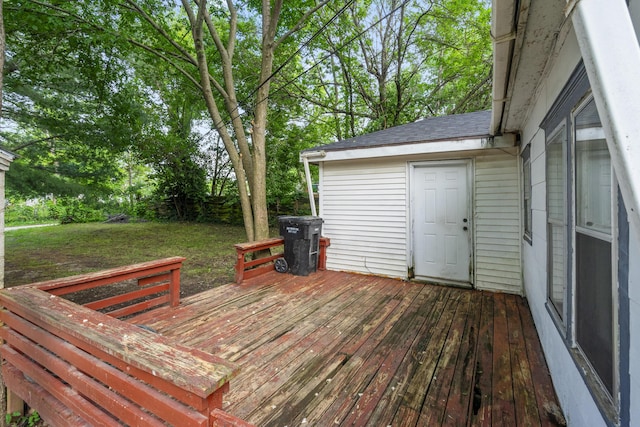2116 N Campbell Ave, Springfield, MO 65803 - wooden deck with a yard