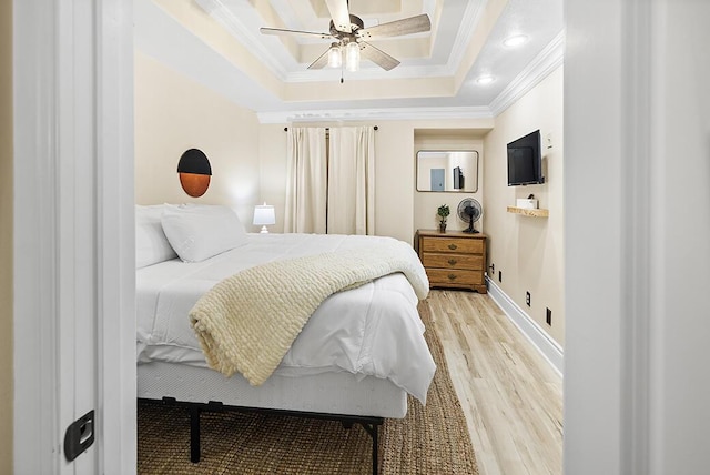 180 Grace Chapel Rd Unit 321, Blue Eye, MO 65611 - bedroom featuring ornamental molding, light wood finished floors, baseboards, recessed lighting, and a ceiling fan
