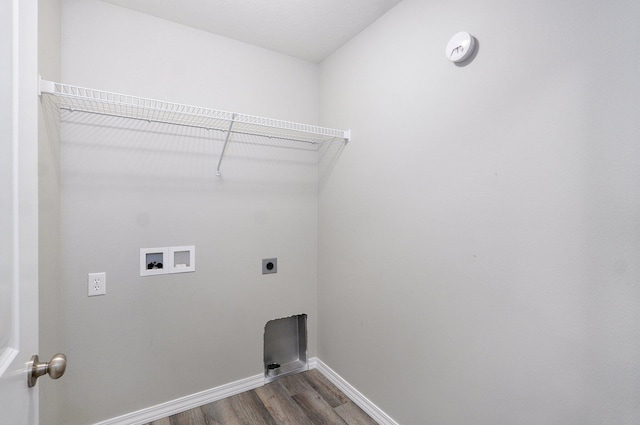 511 Mark St, Billings, MO 65610 - laundry room featuring hookup for an electric dryer, dark wood finished floors, and hookup for a washing machine