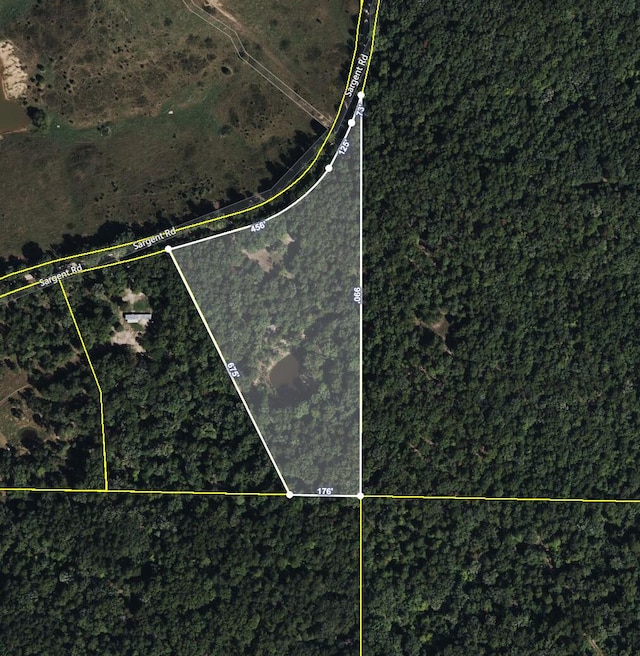 15768 Sargent Rd, Willow Springs, MO 65793