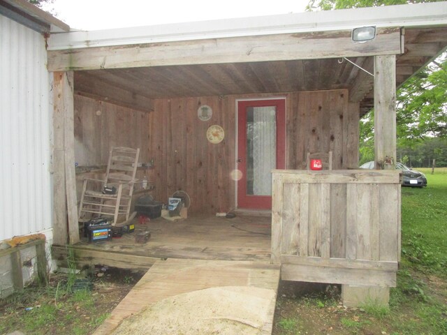 9065 County Road 3940, Mountain View, MO 65548 - view of property entrance