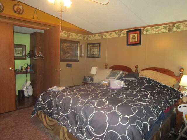 9065 County Road 3940, Mountain View, MO 65548 - bedroom with vaulted ceiling and carpet floors