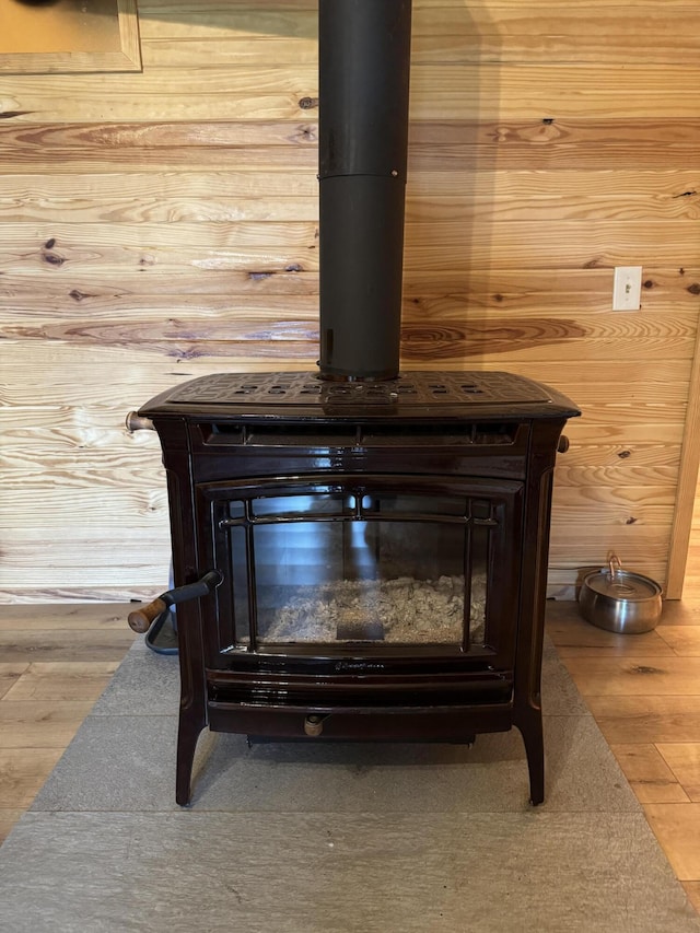11513 Co Rd Unit 76-203, Ava, MO 65608 - detailed view of wood finished floors and wooden walls