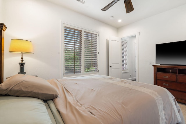185 Appaloosa Trl, Saddlebrooke, MO 65630 - bedroom featuring a ceiling fan and recessed lighting