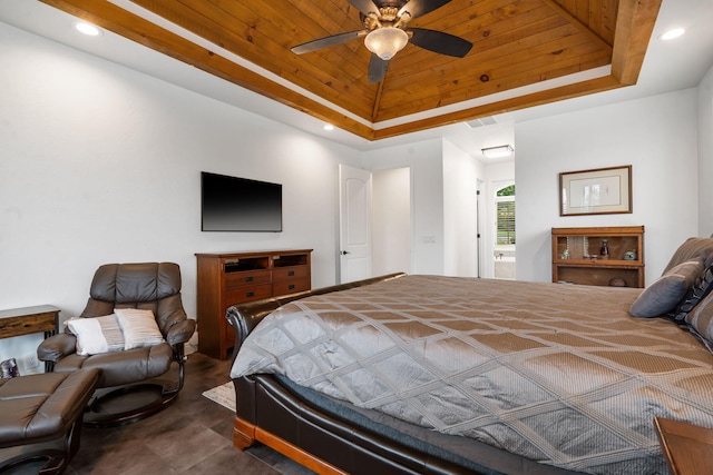 185 Appaloosa Trl, Saddlebrooke, MO 65630 - bedroom with a tray ceiling, recessed lighting, and a ceiling fan
