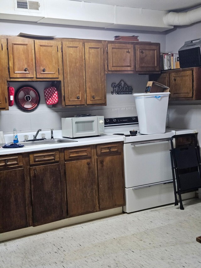 1006 E 5th St, Mountain View, MO 65548 - photo 18
