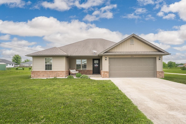 1054 Thoroughfare St, Seymour, MO 65746 - craftsman-style home with brick siding, a garage, and a front lawn