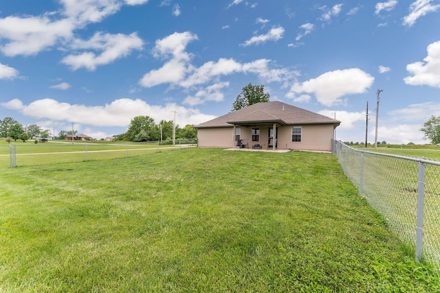1054 Thoroughfare St, Seymour, MO 65746 - back of house with a patio