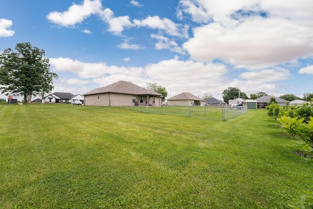 1054 Thoroughfare St, Seymour, MO 65746 - view of yard