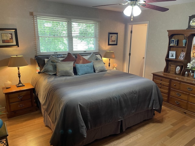 2704 Jennifer Dr, West Plains, MO 65775 - bedroom featuring light wood finished floors and a ceiling fan