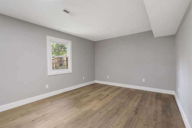 5715 S Clay Ave, Springfield, MO 65810 - empty room featuring light wood-style flooring and baseboards