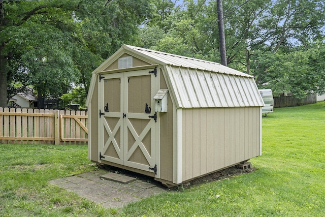 5715 S Clay Ave, Springfield, MO 65810 - view of shed featuring view of wooded area