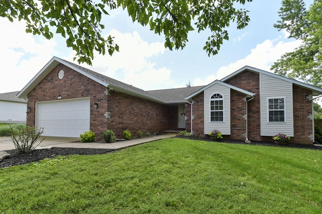 418 E Covington Rd, Willard, MO 65781 - ranch-style house with brick siding, an attached garage, a front yard, and driveway
