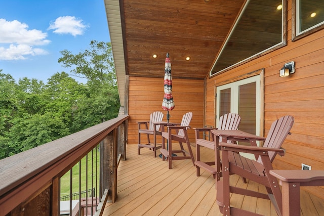 1041 Skyview Dr, Branson, MO 65616 - view of wooden deck