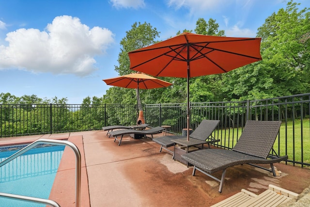 1041 Skyview Dr, Branson, MO 65616 - view of swimming pool featuring a patio area