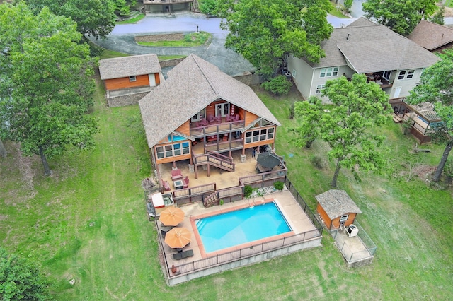 1041 Skyview Dr, Branson, MO 65616 - view from above of property with a pool