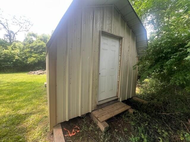 1217 Blair St, Cabool, MO 65689 - view of shed