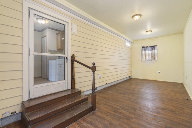 323 Shadrack Rd, Cape Fair, MO 65624 - deck with entry steps