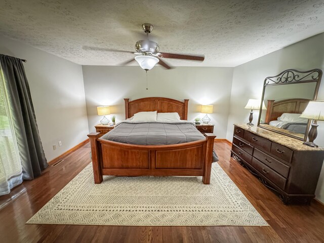 5350 E Farm Road 168, Rogersville, MO 65742 - bedroom with baseboards, wood finished floors, a textured ceiling, and ceiling fan