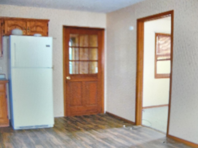 1208 W Fair Play St, Bolivar, MO 65613 - kitchen featuring brown cabinets