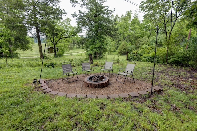 326 Country Bluff Dr, Branson, MO 65616 - view of yard with a fire pit