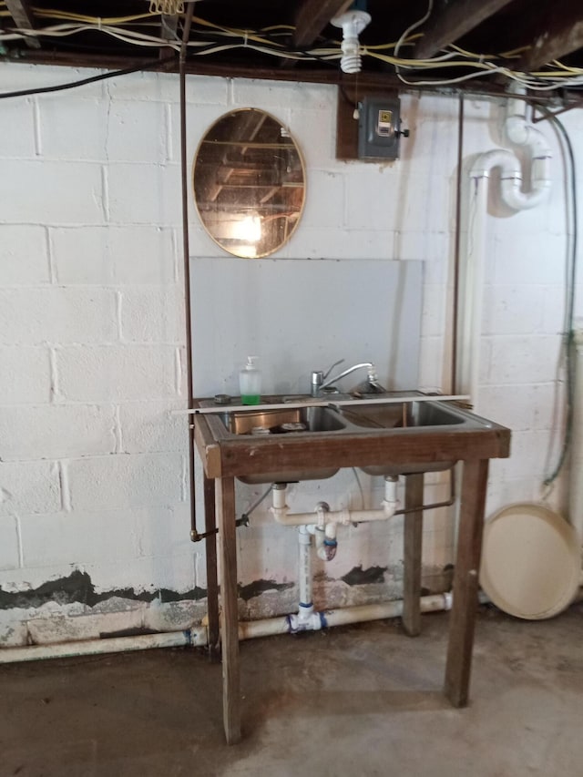 3271 Oak Grove Cir, Flemington, MO 65650 - view of unfinished basement