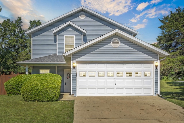 120 Deer Run Rd, Branson, MO 65616 - traditional-style house with concrete driveway, a front yard, and an attached garage