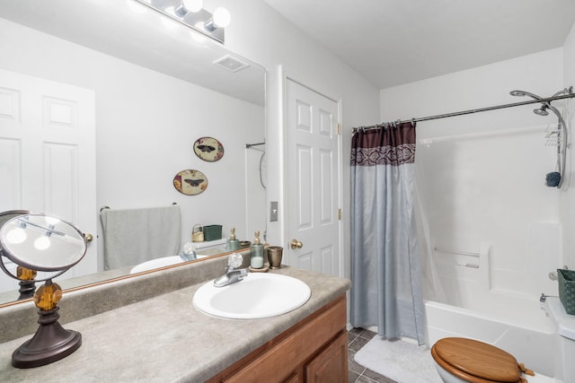 120 Deer Run Rd, Branson, MO 65616 - bathroom with vanity, shower / bath combo with shower curtain, and tile patterned floors