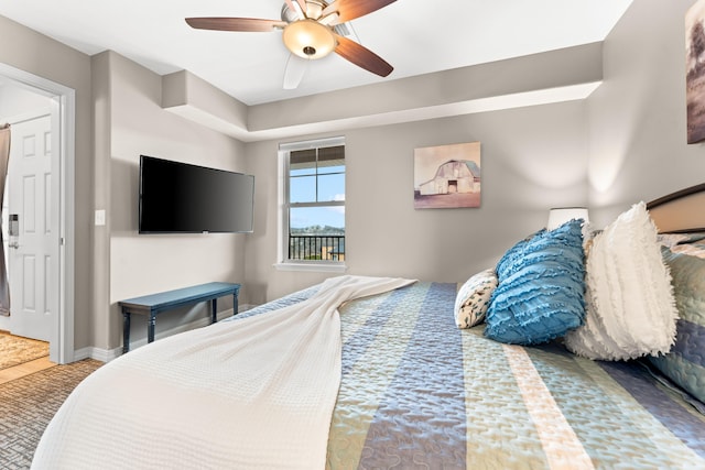 200 Majestic Dr # 423, Branson, MO 65616 - bedroom featuring a ceiling fan