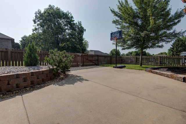 5052 E Cherry Pl, Springfield, MO 65809 - view of patio / terrace