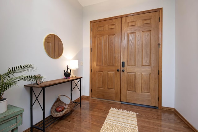 5052 E Cherry Pl, Springfield, MO 65809 - entryway with wood finished floors and baseboards