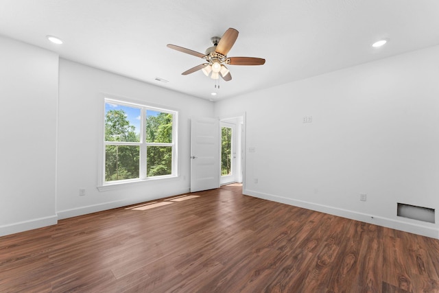 680 Highpoints Rdg, Branson, MO 65616 - spare room featuring healthy amount of natural light, baseboards, wood finished floors, a ceiling fan, and recessed lighting
