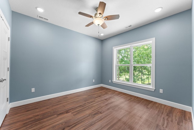 680 Highpoints Rdg, Branson, MO 65616 - unfurnished room with baseboards, dark wood-style flooring, a ceiling fan, and recessed lighting