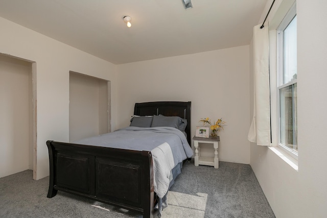 777 S Elm St, Marshfield, MO 65706 - bedroom featuring light carpet