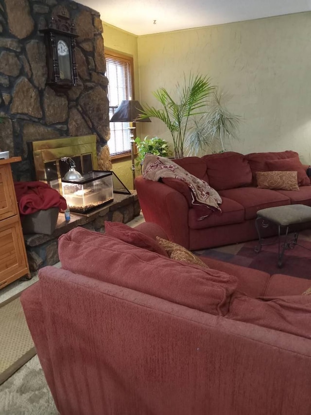 1361 E Dunkirk St, Springfield, MO 65804 - living area featuring carpet floors