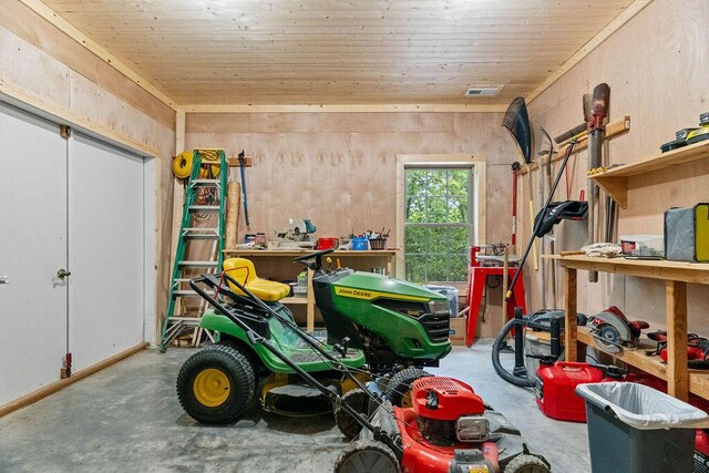 6 Glory Ln, Blue Eye, MO 65611 - view of garage