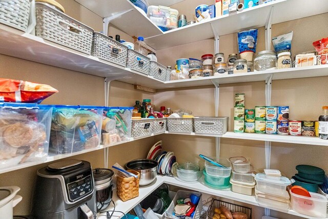 6 Glory Ln, Blue Eye, MO 65611 - view of pantry