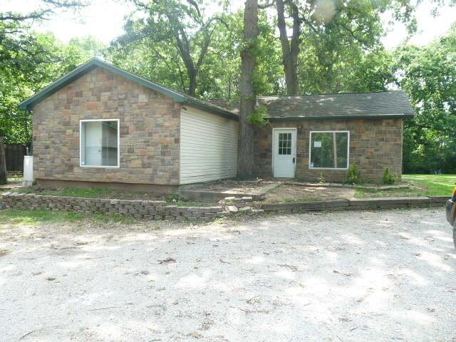 1098 Sundown Ln, Forsyth, MO 65653 - ranch-style house with stone siding