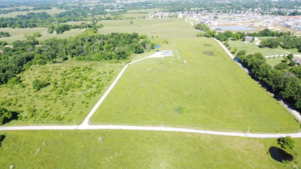 865 Muskego Rd, Nixa, MO 65714