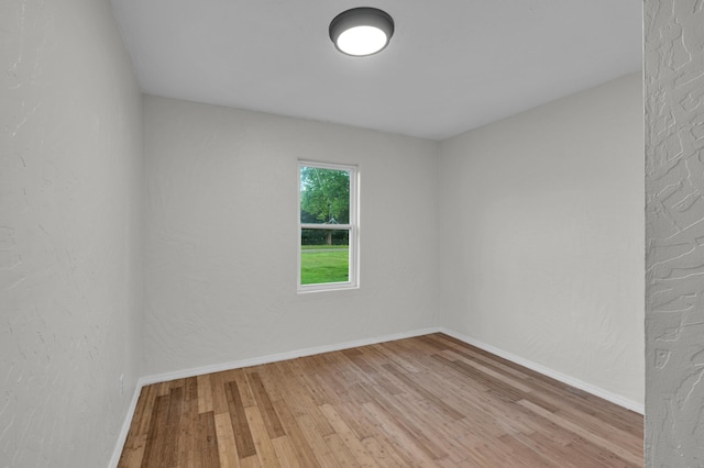 875-883 State Route T, West Plains, MO 65775 - empty room featuring light wood-type flooring and baseboards
