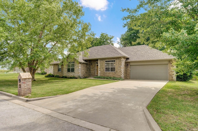 308 Park Cir, Sparta, MO 65753 - photo 1