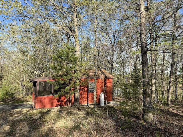 000 Steven Dr, Cabool, MO 65689 - view of outbuilding with a forest view