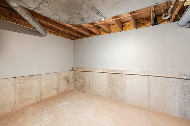 617 E SE Hills Ct, Nixa, MO 65714 - view of unfinished basement