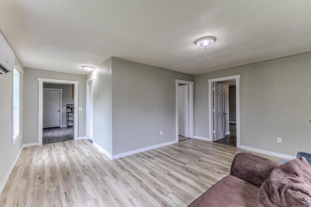 390 S Mabon Ave, Hartville, MO 65667 - photo 5