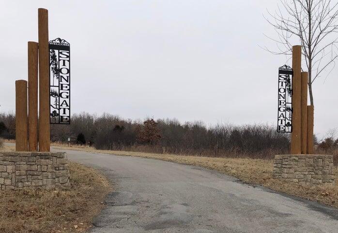 000 Tract Unit 1 Lawrence 1205, Ash Grove, MO 65604
